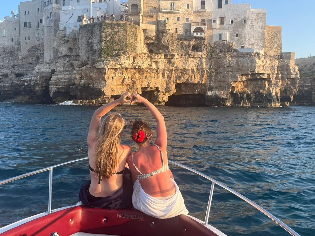 Polignano Meereshöhlen: Bootstour mit Schnorcheln & Aperitif