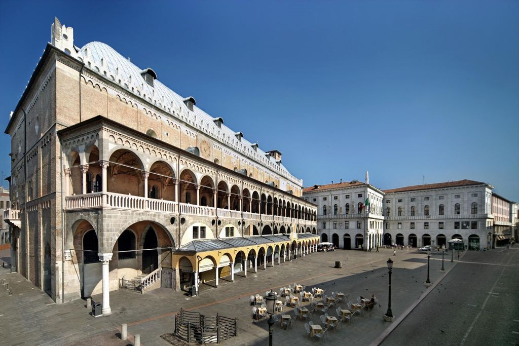 Padua: Historischer Rundgang und Verkostung im Caffè Pedrocchi
