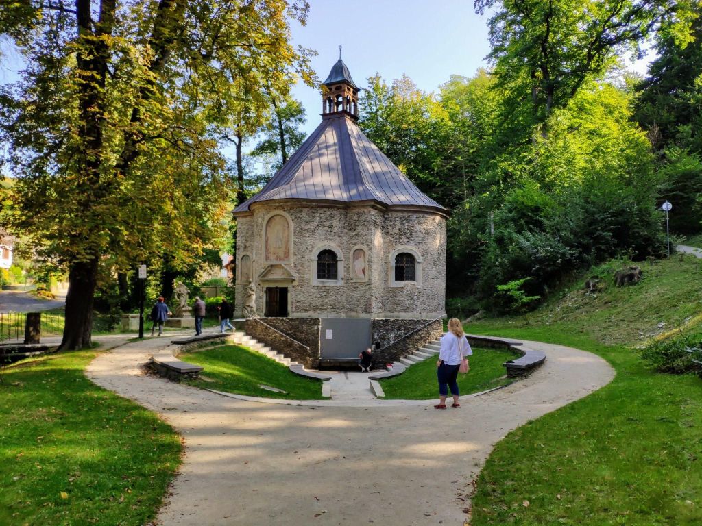 Geheimnisse von Bratislava: Entdecke versteckte Schätze jenseits des Stadtzentrums