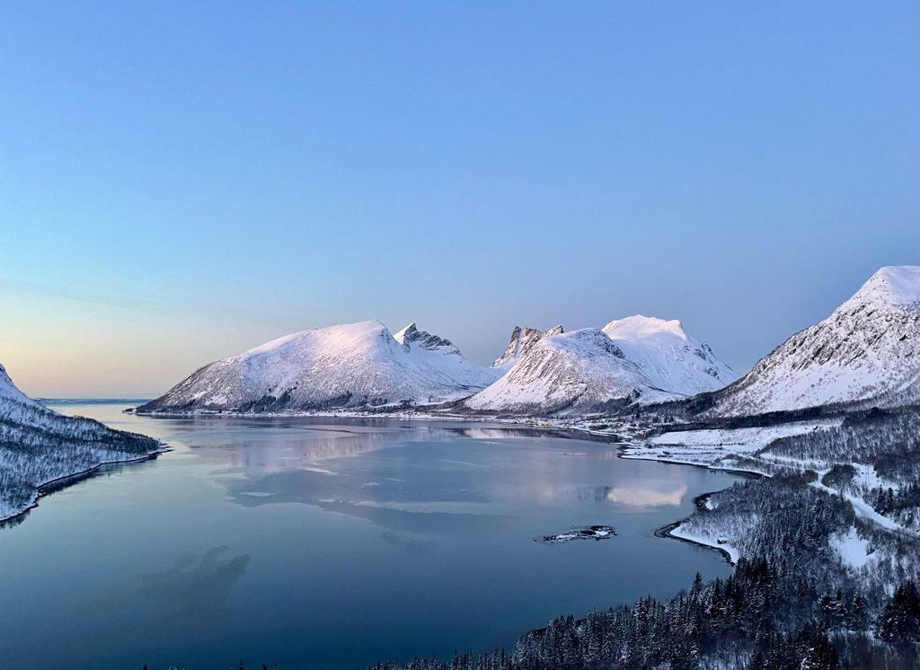 Ab Tromsø: Entdecke die Insel Senja mit einem ortskundigen Guide