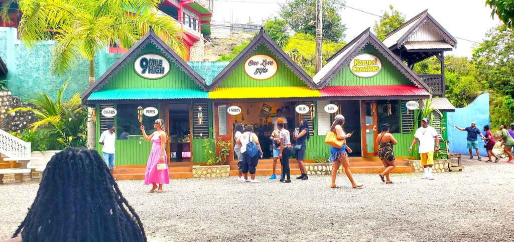 Von Kingston aus: Bob Marley Mausoleum, Nine Mile Town Tour