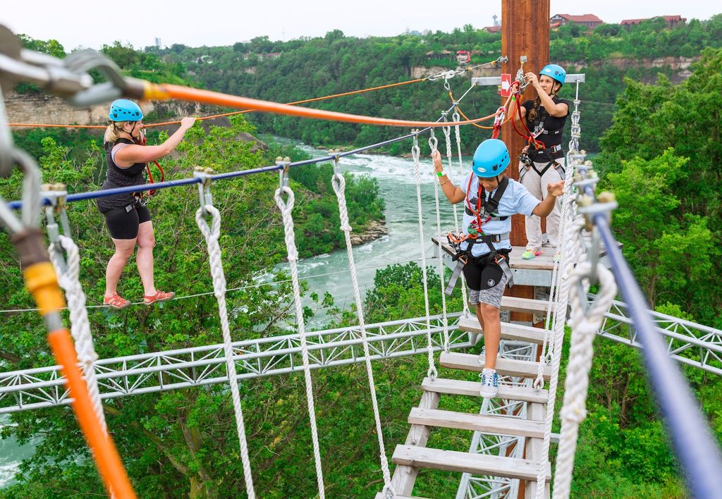 Niagarafälle, Kanada: Whirlpool Adventure Ropes Course