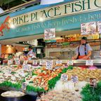 Fischstand auf dem Pike Place Bauernmarkt