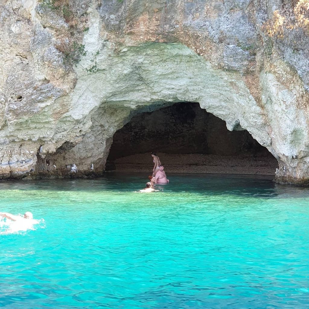 Nydri: Inselhopping-Bootsfahrt mit Mittagessen und Getränken