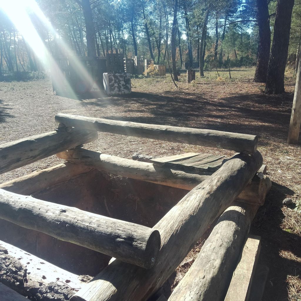 Airsoft, wie Paintball, aber realistischere, immersivere Spiele.