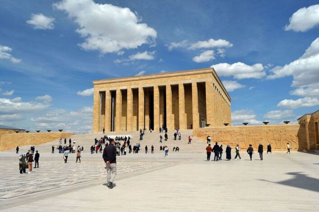 Ankara: Private Guided Walking Tour