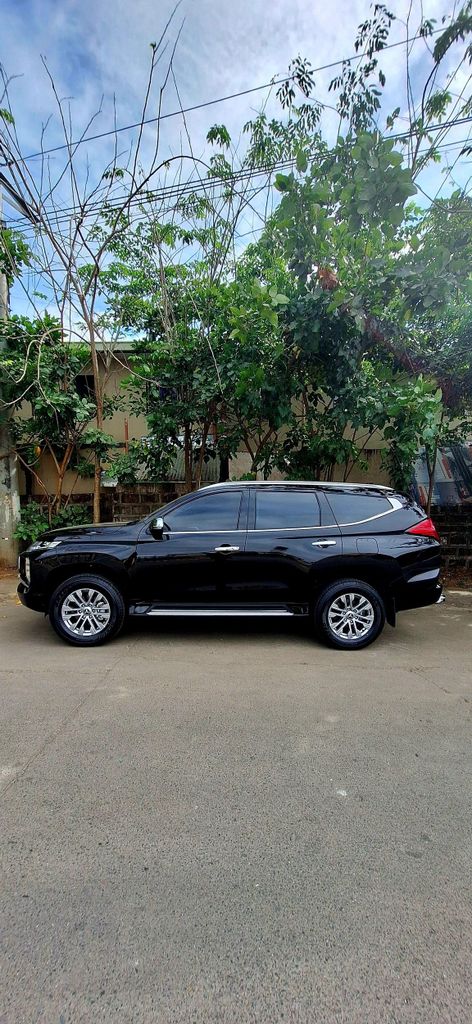 Deluxe Private Transport with Chauffeur