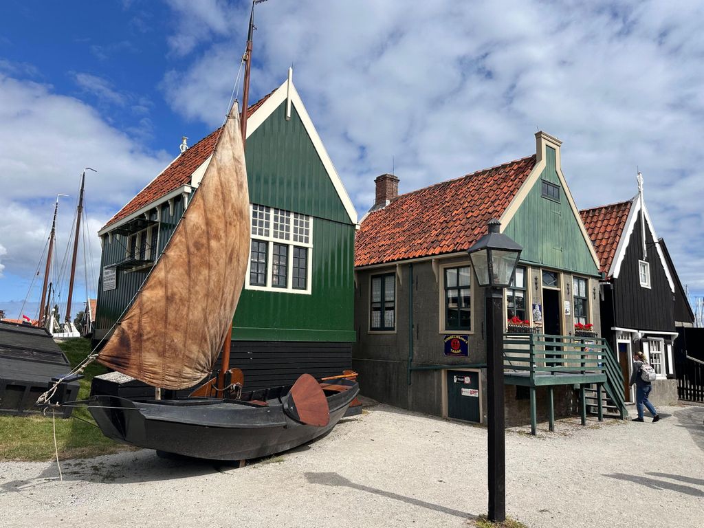 Ab Amsterdam: Tagestour in ein altes holländisches Dorf