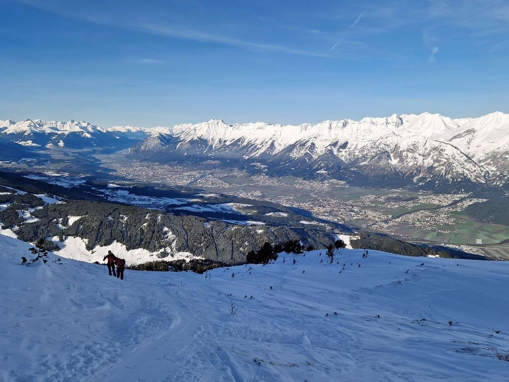 Innsbruck: Schneeschuhwandern mit Tiroler Guide, Transfer inkl.