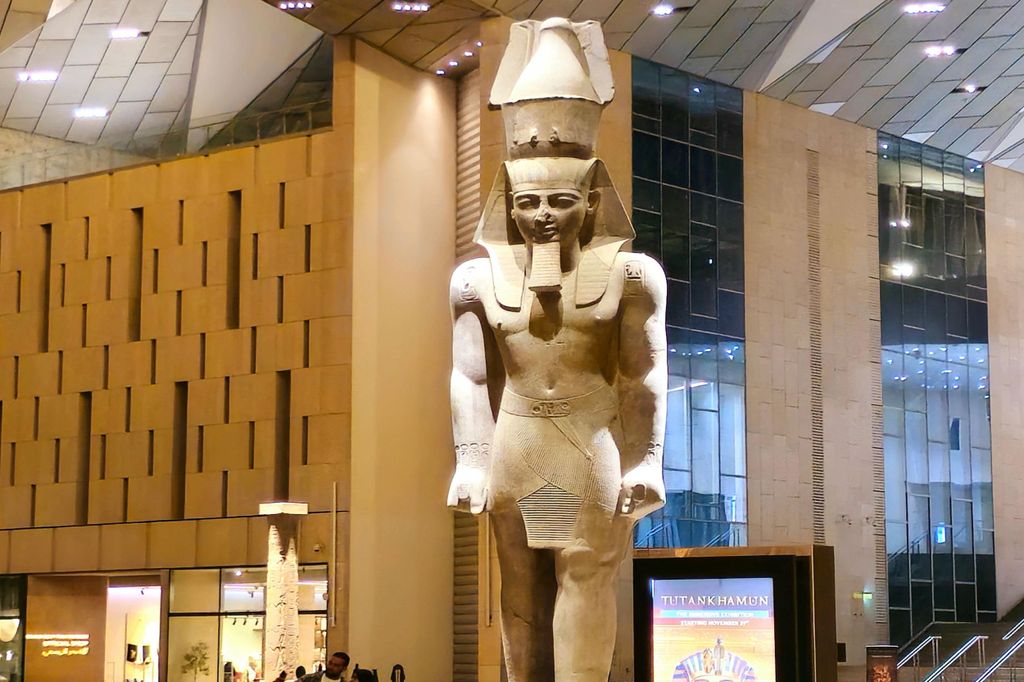 Kairo: Grand Egyptian Museum Ticket w/ Opt. Guide & Transfer