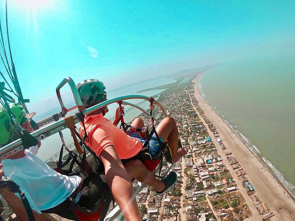 Cartagena: Paratriking-Flug vom Strand aus