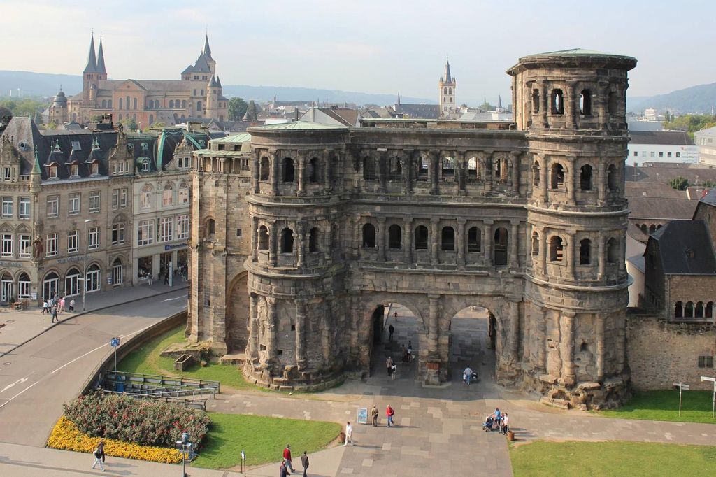 Ab Luxemburg: Private Tagestour nach Trier, Mosel und Schloss