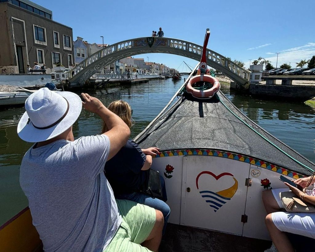 Porto: Coimbra, Aveiro und Costa Nova – Tagestour mit dem Boot