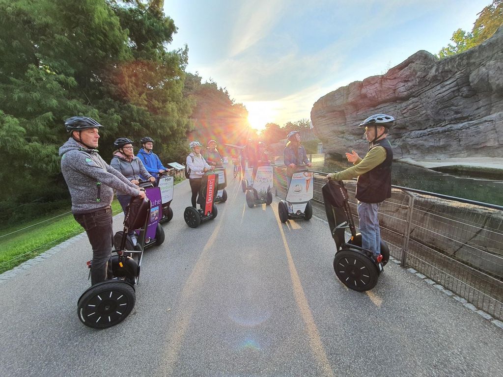 Karlsruhe: Einzigartige private Early-Bird-Segway-Tour durch den Zoo