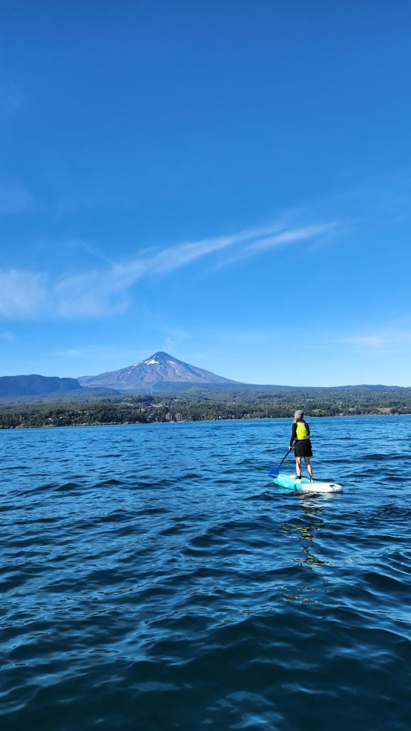 Pucon: Stand up Paddle Trip auf dem Villarrica See