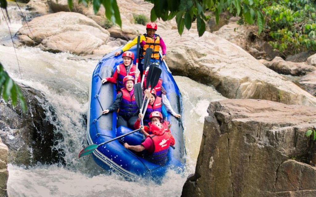 Von Kuala Lumpur: Wildwasser-Rafting-Abenteuer (Stufe 4)