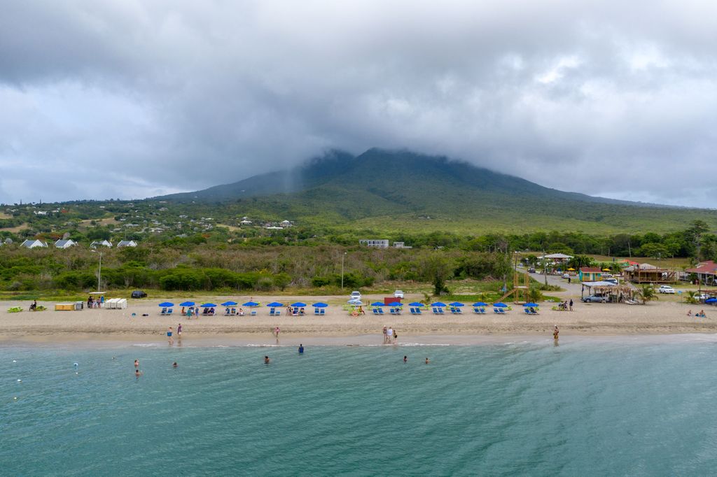 St. Kitts: Nevis-Urlaub mit Freizeit am Pinney's Beach