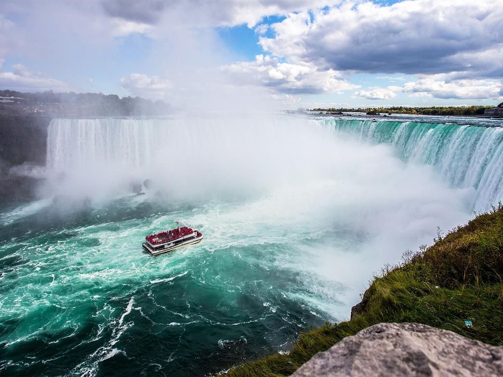 Niagara: Glückseligkeitstour mit Maid of Mist, Cave of Winds und mehr